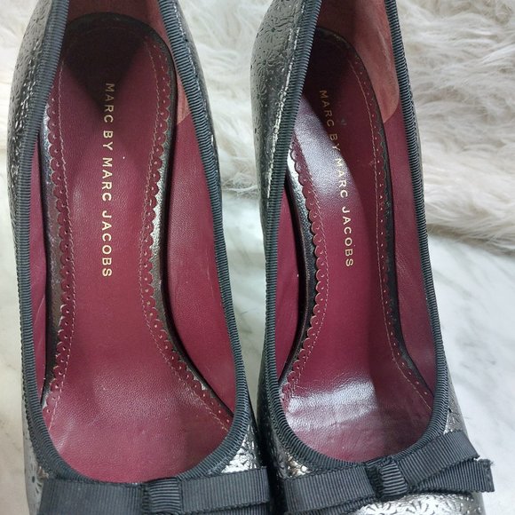 Mac by Marc Jacobs Women's Black Bow Metallic High Heel Leather Shoes EU 37.5 - Picture 7 of 8